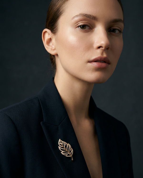 Gold-tone brooches